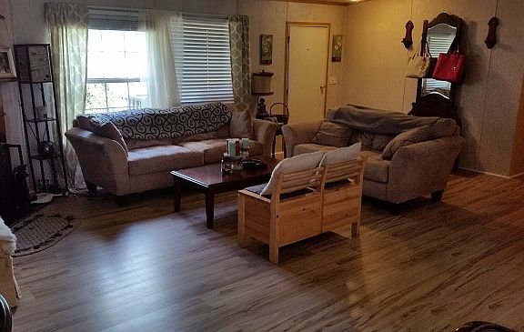 2nd image of 10 Longmeadow Dr