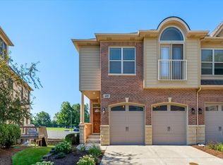 409 Provence Ct, Lisle, IL 60532