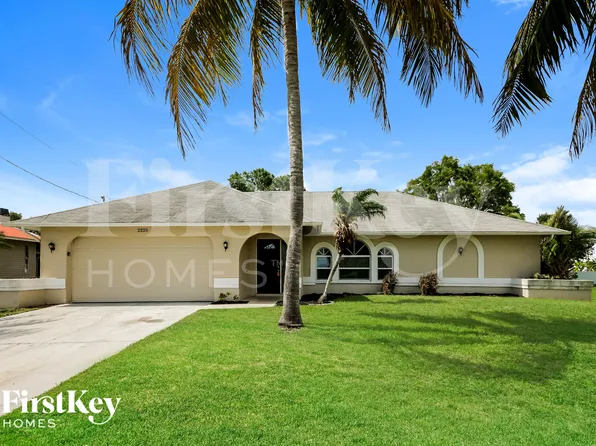 2225 Tropicana Pkwy W, Cape Coral, FL 33993