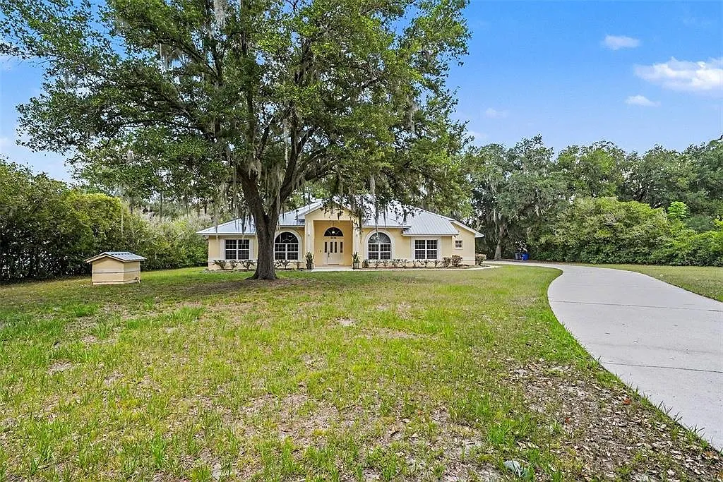 Building Photo - 5738 Horton Rd