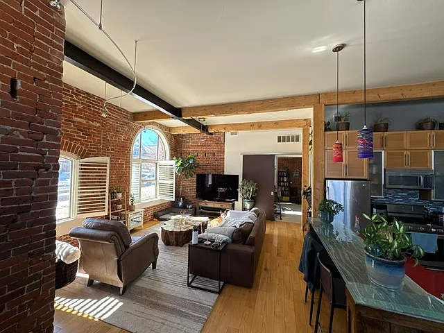 2501 Grove St #106 — Photo 1