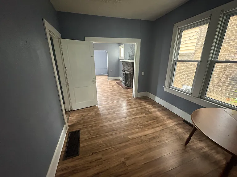 329 E Park Ave #B — Photo 3