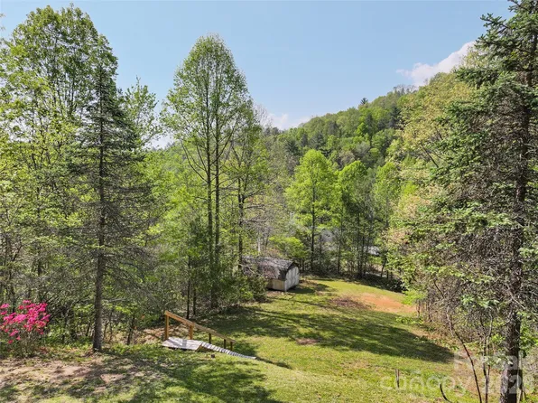 144 Bent Pine Dr, Waynesville, NC 28785