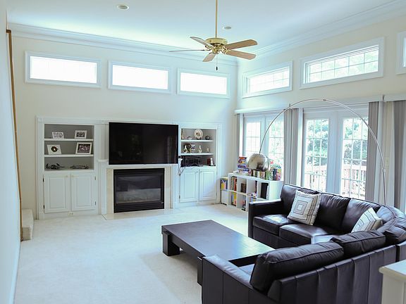 5th image of 6482 Birch Grove Ct