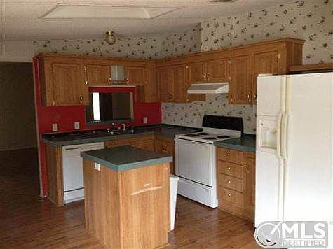2nd image of 1061 Mustang Dr #1