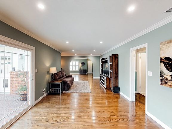 4th image of 5224 Josie Ave