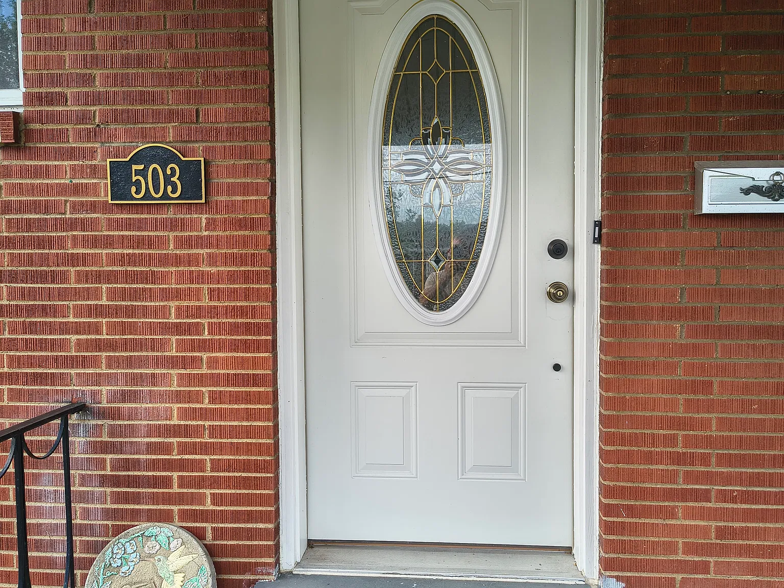 3 bed, $1,600 — Photo 2