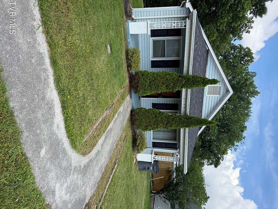 1st image of 2145 Stadium Dr