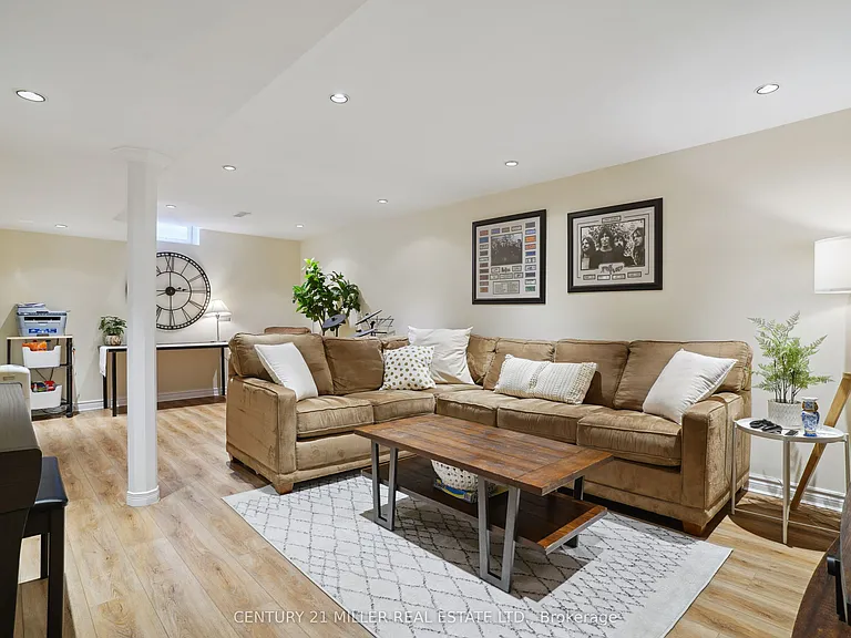 1383 Tobyn Dr — Photo 31