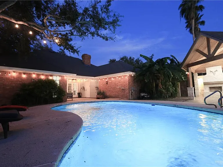 2306 Fox Run St — Photo 29