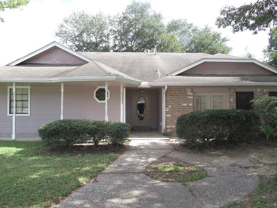 1st image of 2703 Glendale Dr
