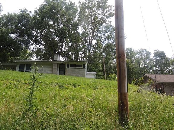 2nd image of 606 Nunley Dr