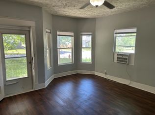 5202 Leighton Ave APT 2, Lincoln, NE 68504