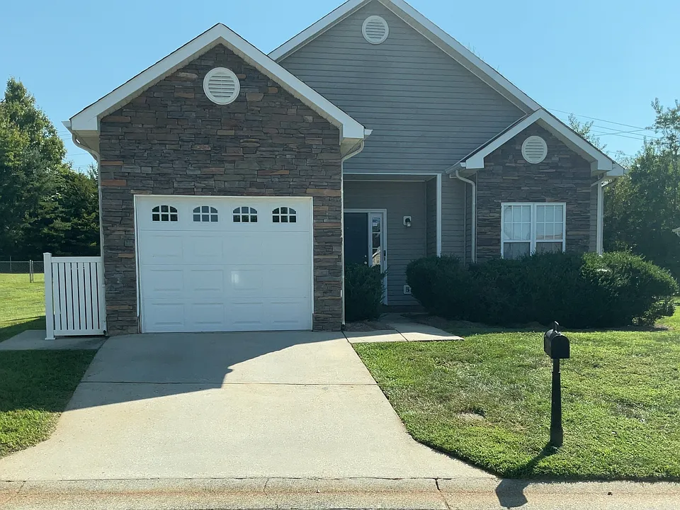 129 Cameron Way Cir
