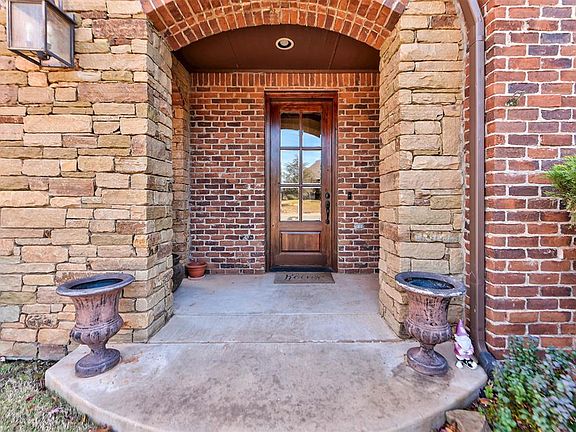 4th image of 10512 Elmwood Forest Dr