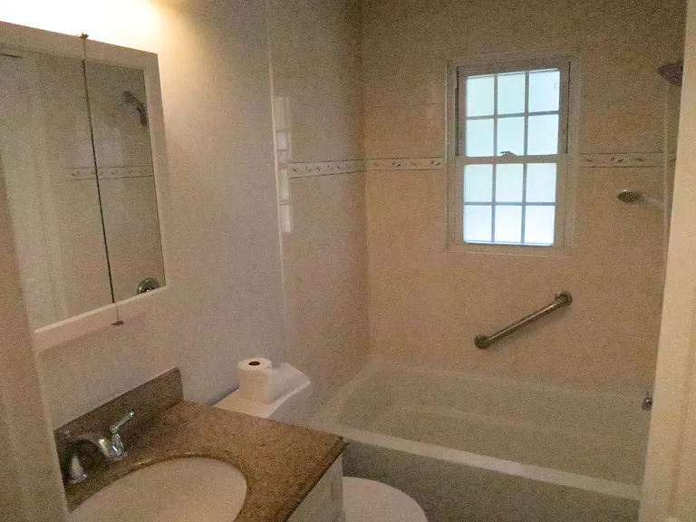 6 Carolina Dr #6 — Photo 10