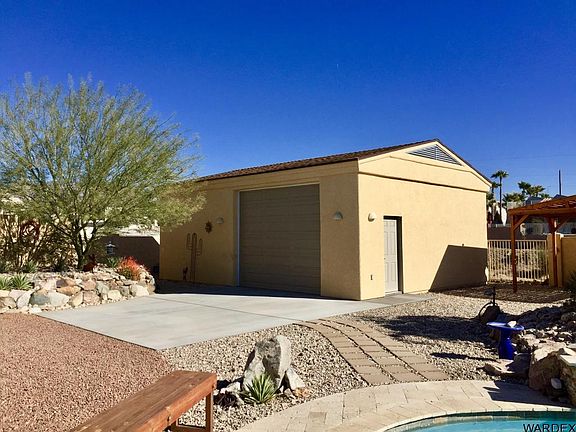 4th image of 3348 Saddleback Dr