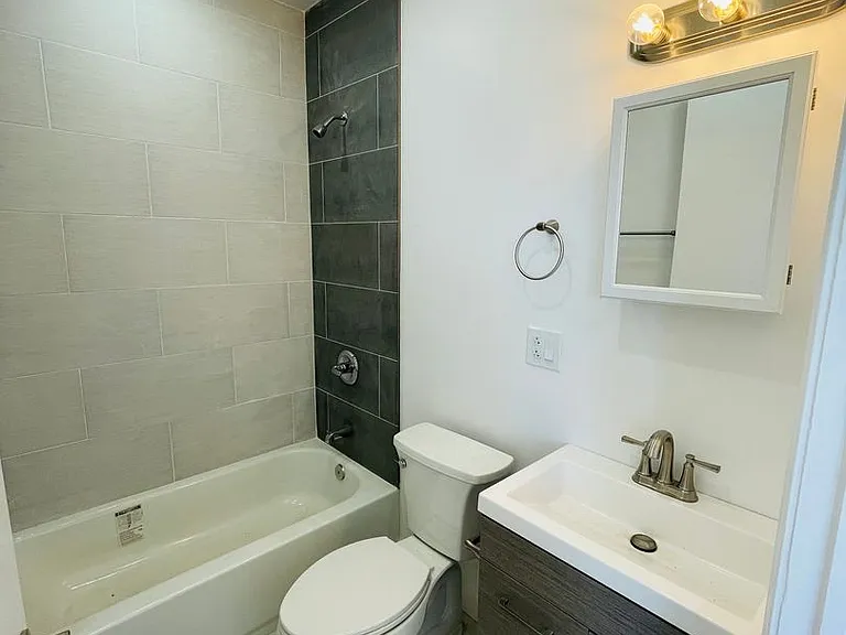 421 Central Ave — Photo 8