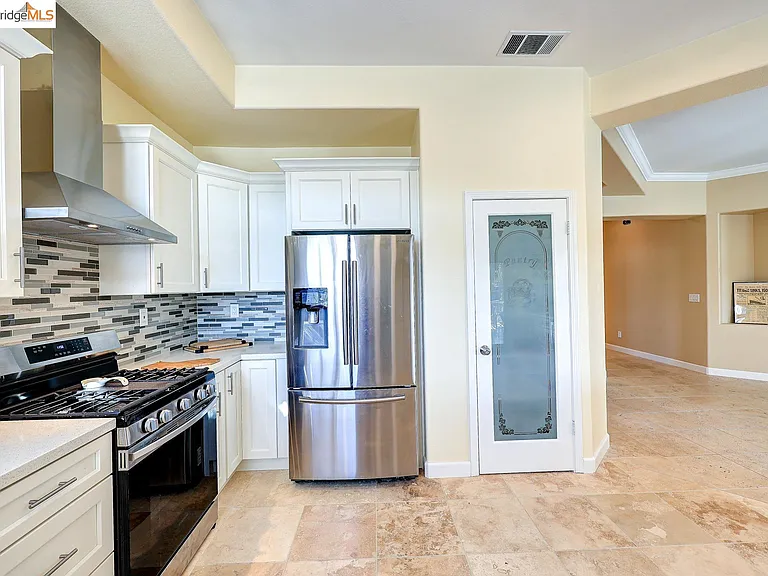4050 Pier Point — Photo 15