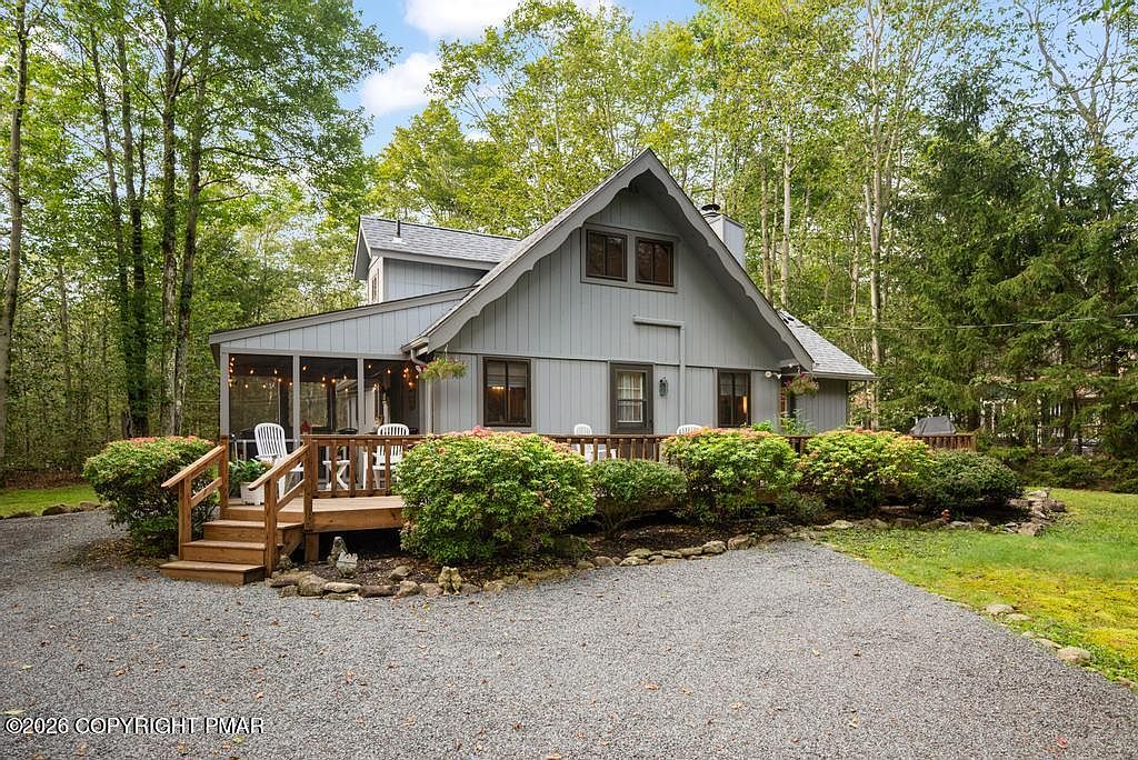 5439 Woodland Ave — Lake Naomi Club