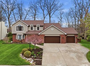 6021 Spring Pond Rd, Fort Wayne, IN 46845