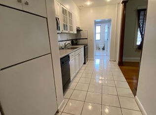 22-36 43rd St #1AF, Astoria, NY 11105