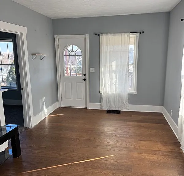 7722 Park Dr — Photo 15