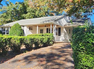 6 Glenwood Dr, Glen Burnie, MD 21060