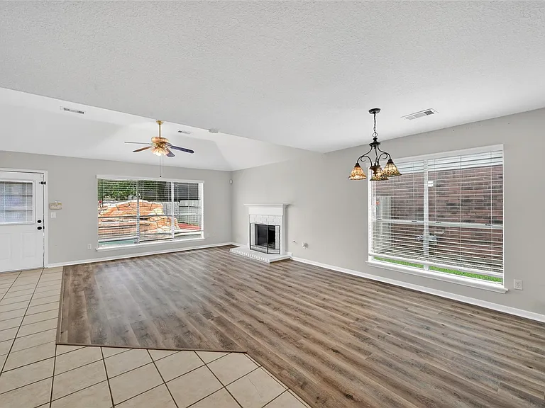 3022 Silver Spur Dr — Photo 4