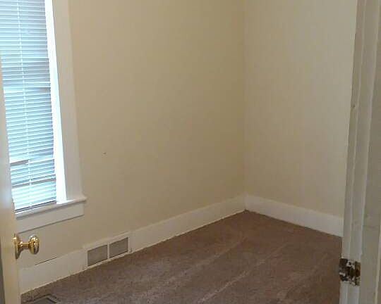 5th image of 1021 S 29th St #1