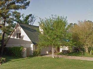 227 Bay Colony Dr, La Porte, TX 77571