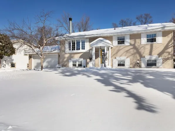 2012 86 1/2 St E, Bloomington, MN 55425