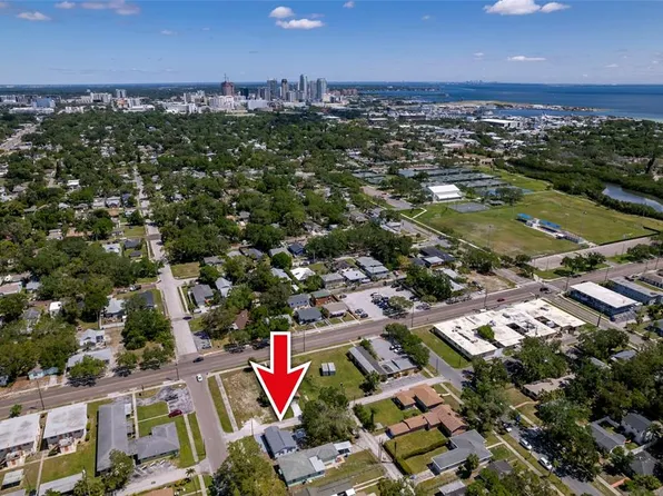 2218 8th St S, Saint Petersburg, FL 33705
