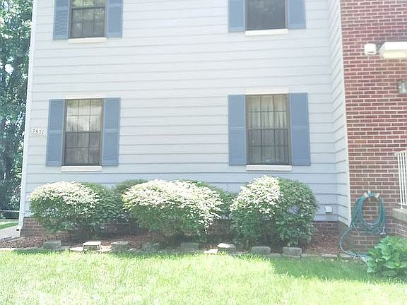 3rd image of 7670 Southern Oak Dr