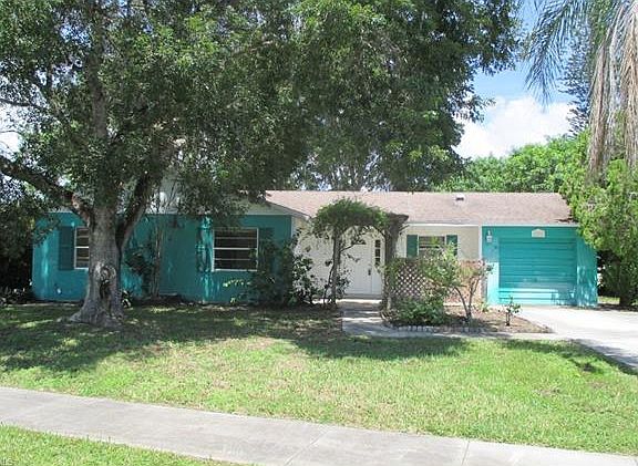 2nd image of 3322 Poinciana St