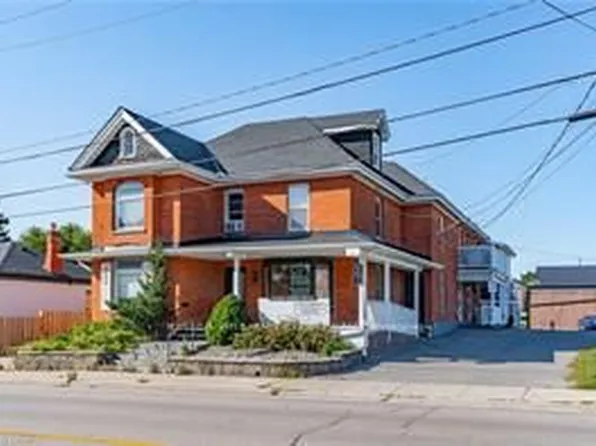 22 Mill St S #203, Hamilton, ON L8B 0G6