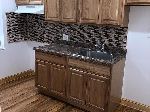 5th image of 511 W 167th St APT 3D