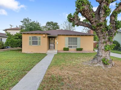 820 S Oak Park, Visalia, CA, 93277