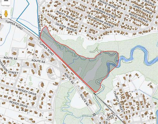 2nd image of 0 Town Neck Road