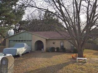 1908 Longmeadow Dr, Arlington, TX 76015