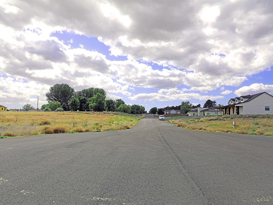 2nd image of 94609 S 89th Pr SE
