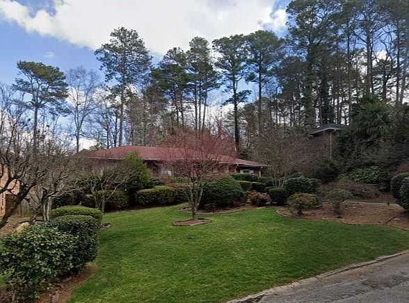 1st image of 1373 Carolyn Dr