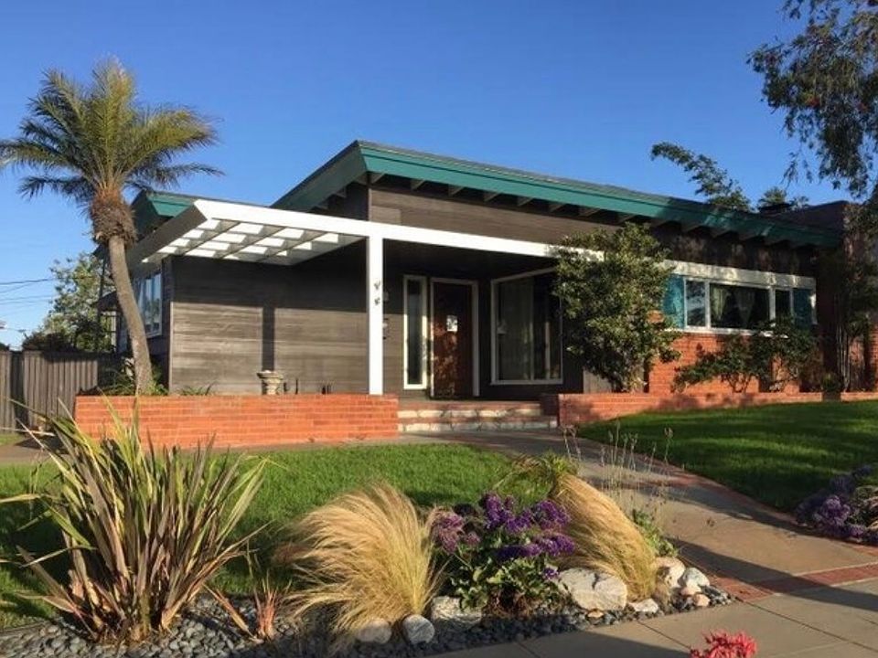 1st image of 1065 Moana Dr
