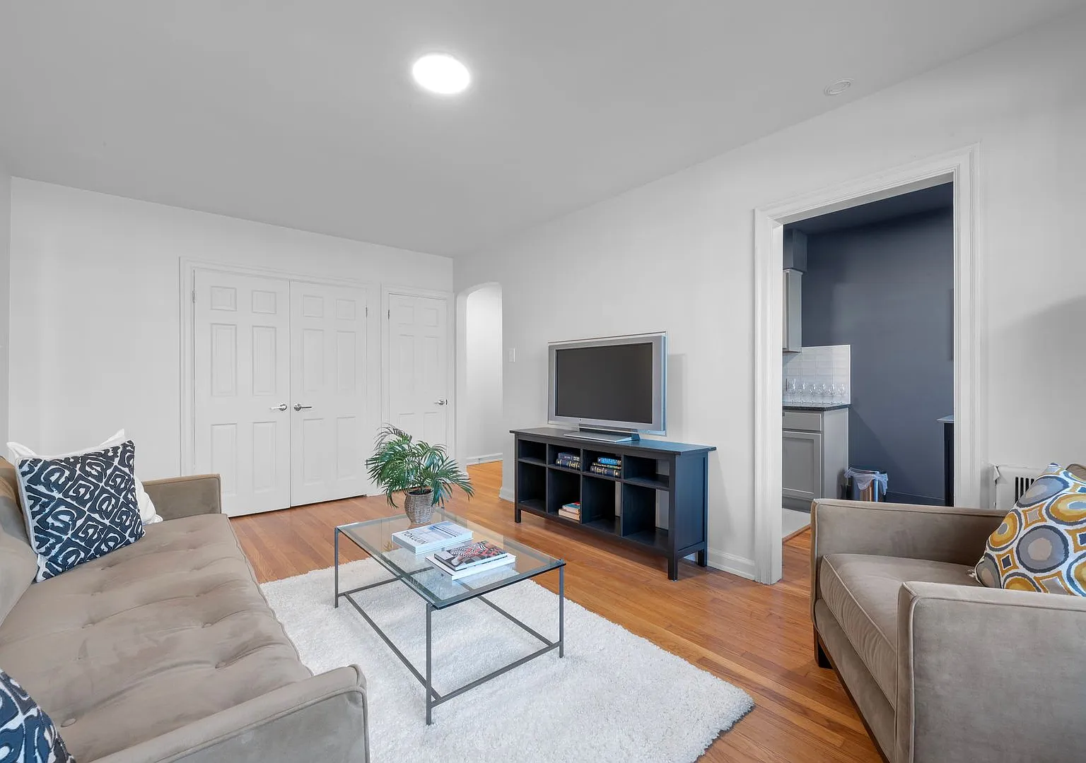 441 East Town Street - 210 - Unit 210 — Photo 3