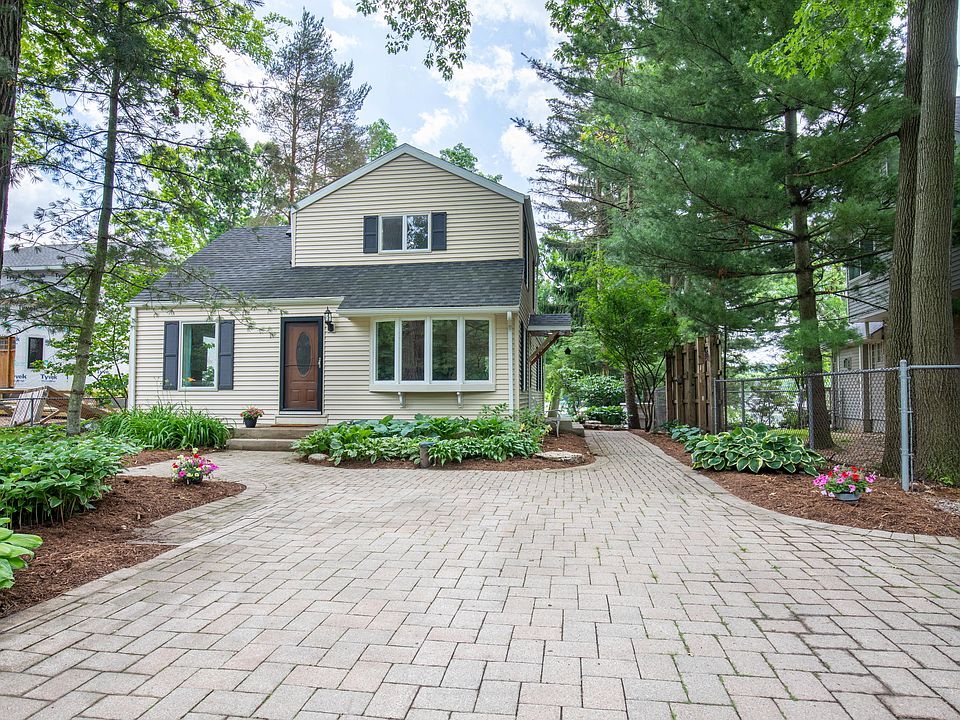 1st image of 29200 Elm Island Cir