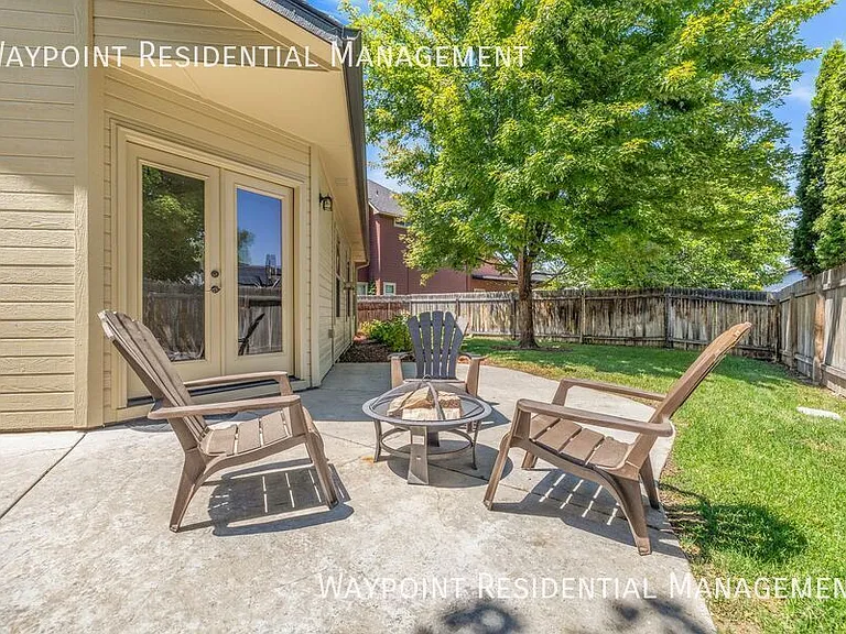 5956 N Bremerton Pl — Photo 41