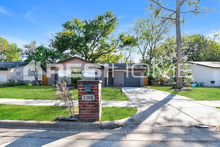 1208 Janann Ave — Photo 2