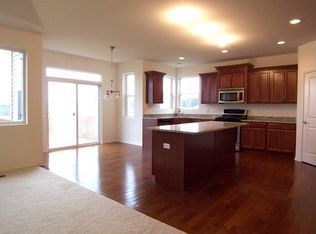 163 Chesterton Dr, Volo, IL 60020
