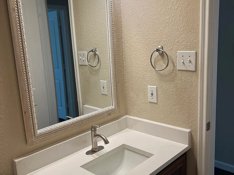 1501 Applegate Way — Photo 21