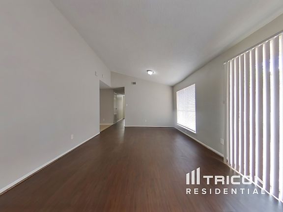 3rd image of 17803 Glenmark Dr